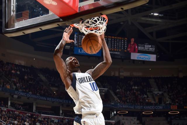 九游体育app下载-6战5胜逼近西部前三 本赛季独行侠拒绝首轮游